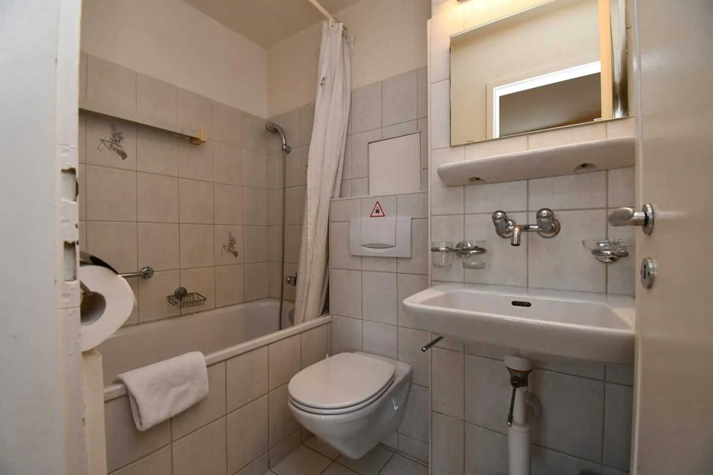 Chambre meublée à Berne ! - Photo 2 sur 5