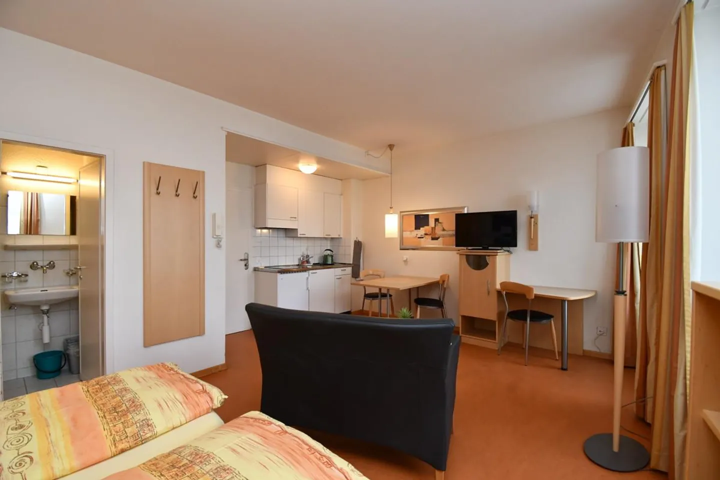 Chambre meublée à Berne ! - Photo 3 sur 5