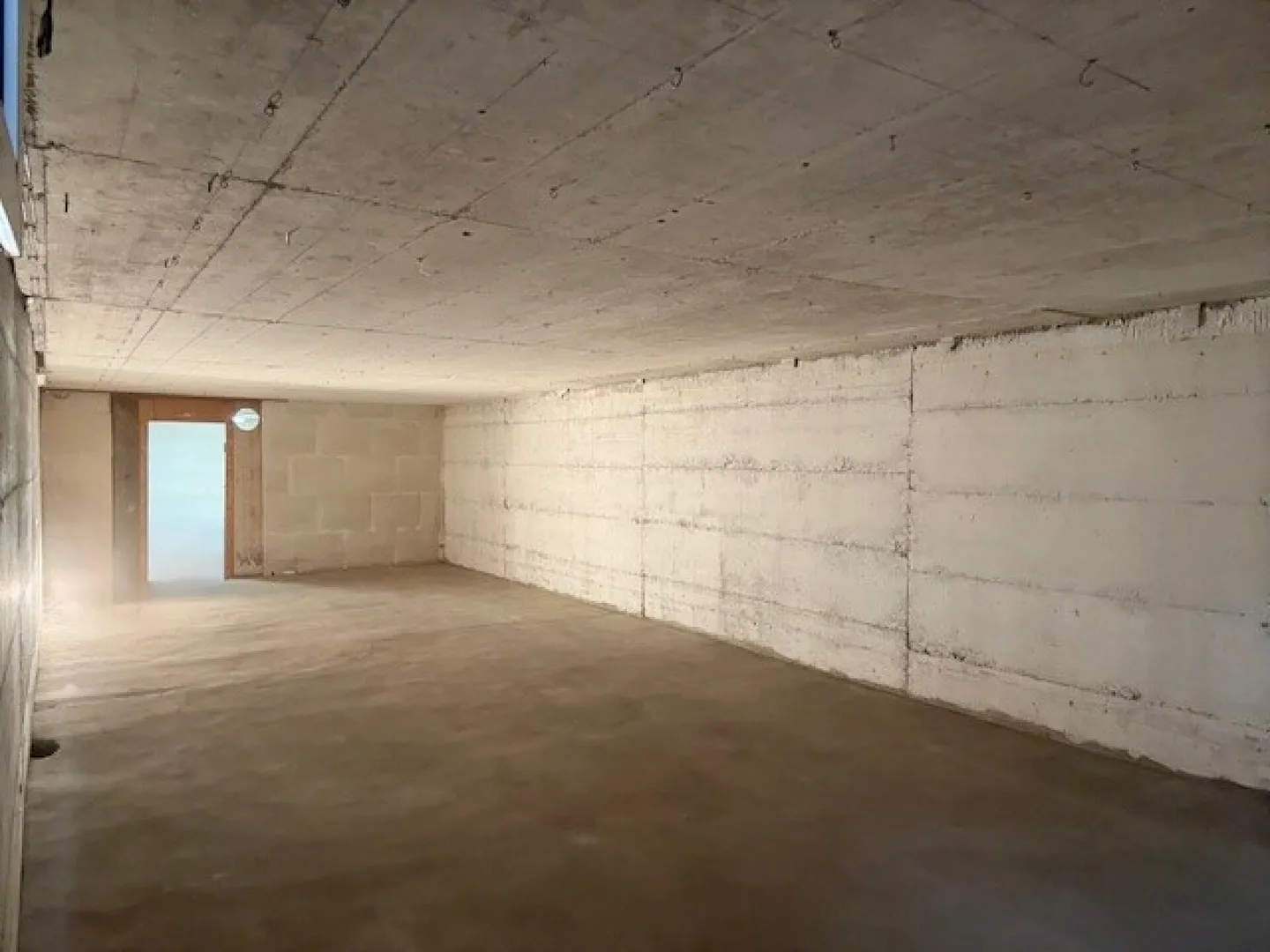 Spacious storage room/cellar with three rooms - Photo 5 of 5