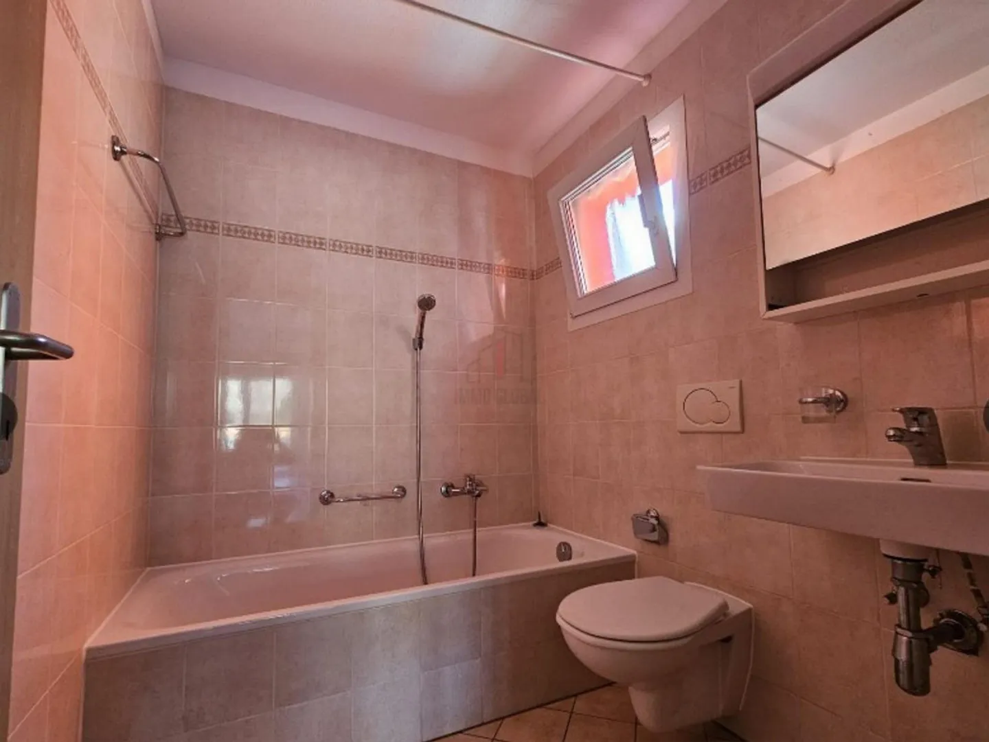 Appartamento 2,5 camere affascinante - Foto 7 di 9