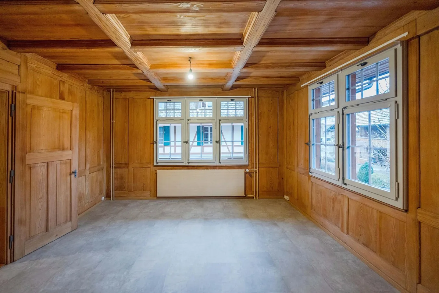 Investment property with potential - Perfectly combined living & commercial. - Photo 14 of 16