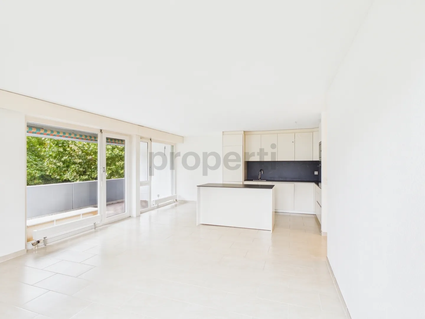 Spacious and bright 4.5-room apartment in Herzogenbuchsee, BE - Photo 1 of 7