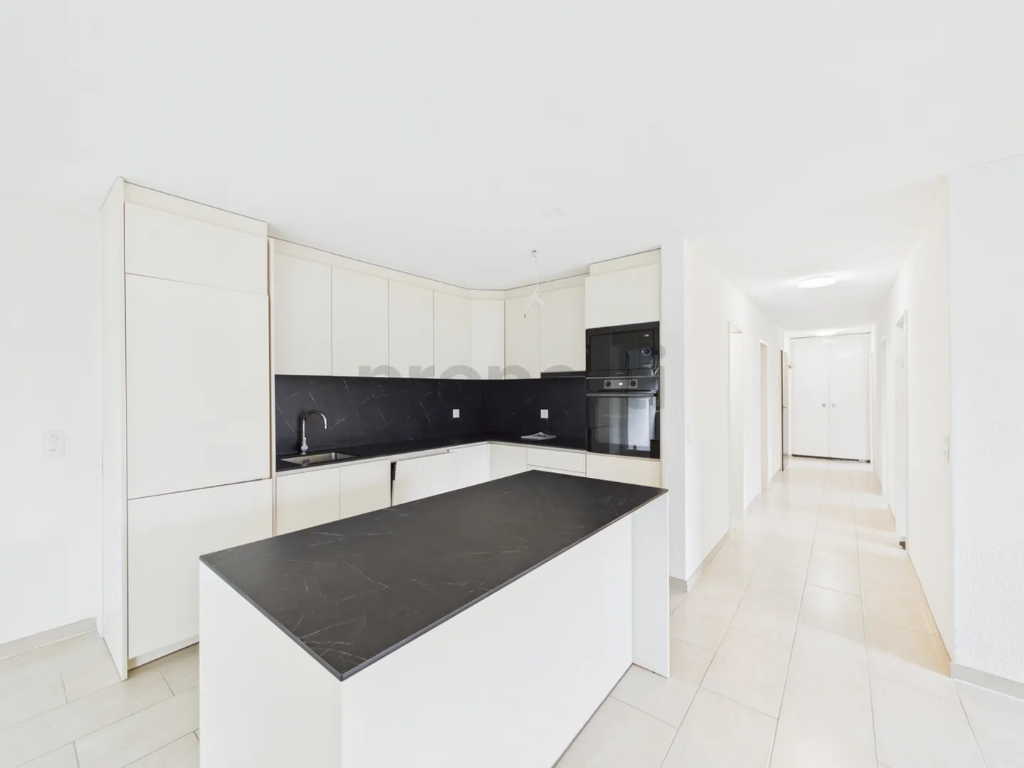 Spacious and bright 4.5-room apartment in Herzogenbuchsee, BE - Photo 2 of 7