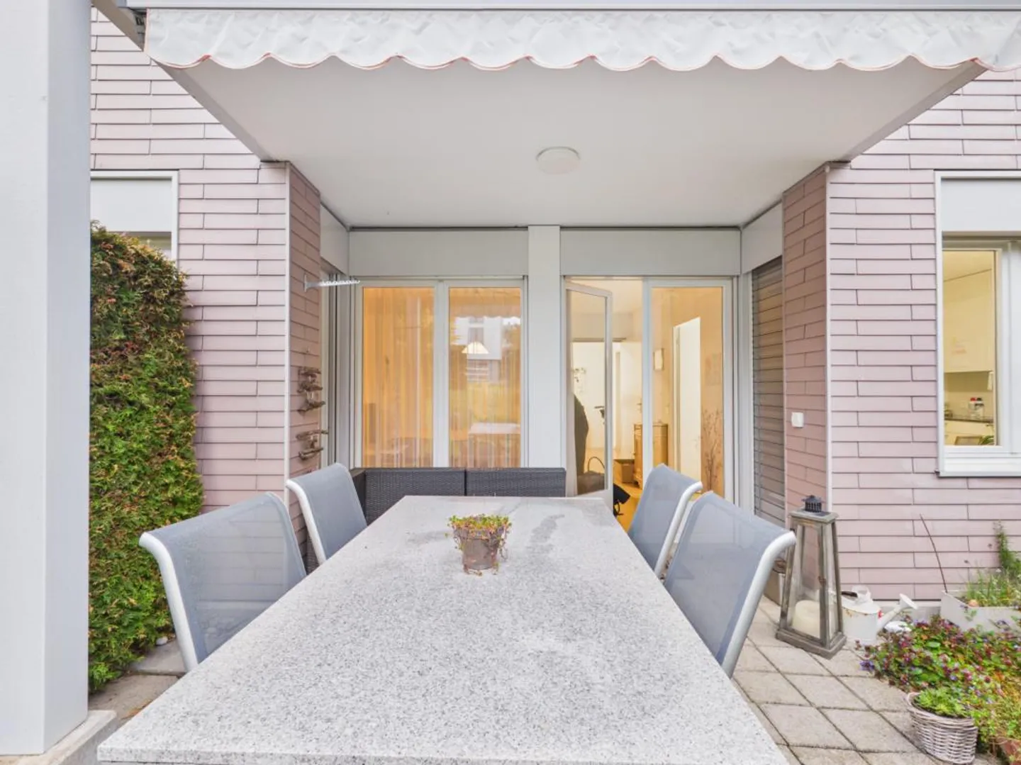 3.5-room apartment on the ground floor with cozy seating area - Photo 9 of 11