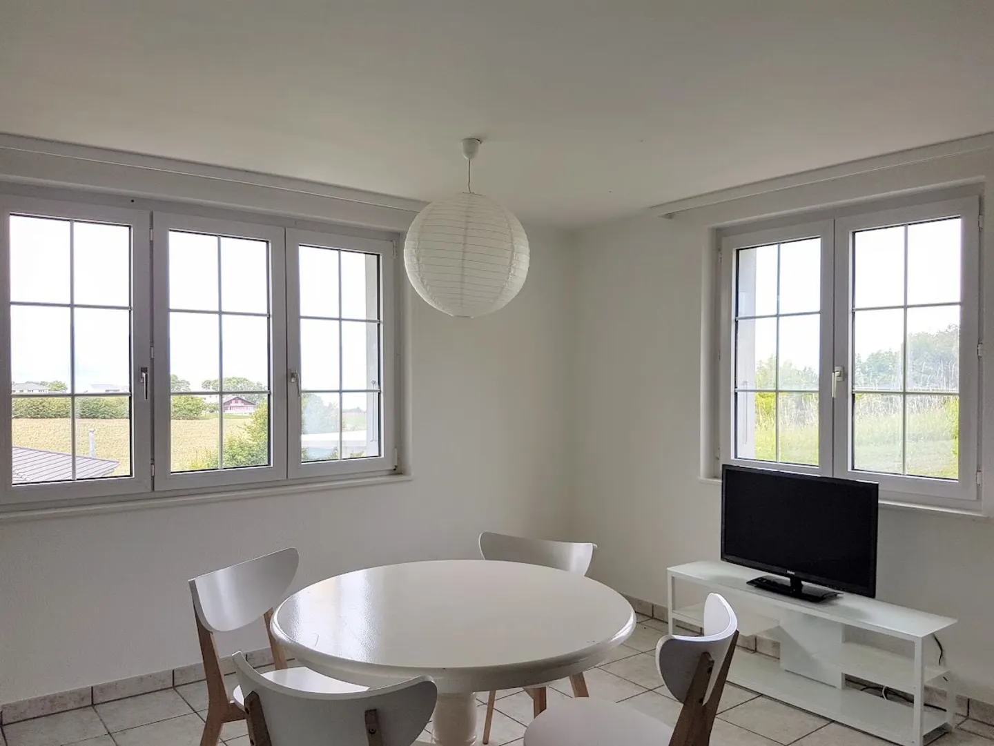 Appartement Charmant à Châtillon - Photo 2 sur 6