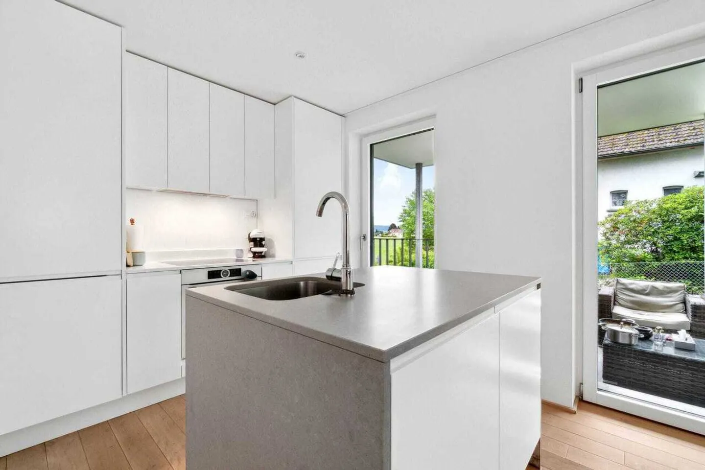 Incantevole maisonette di 4,5 stanze con giardino privato - Foto 6 di 13