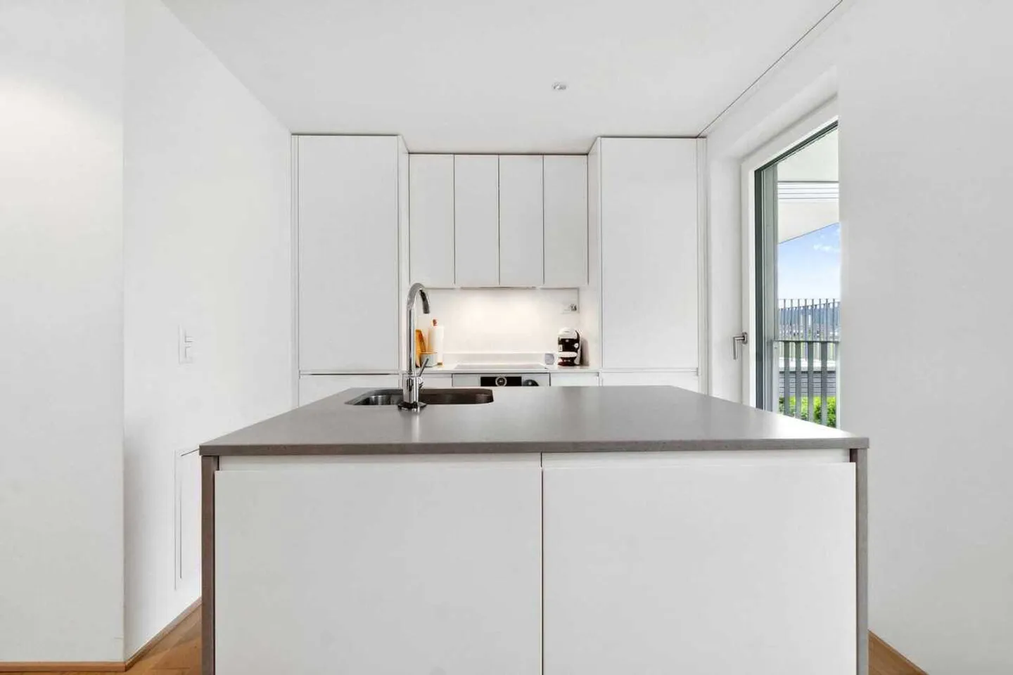 Incantevole maisonette di 4,5 stanze con giardino privato - Foto 7 di 13