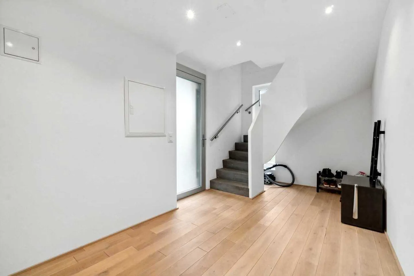 Incantevole maisonette di 4,5 stanze con giardino privato - Foto 10 di 13