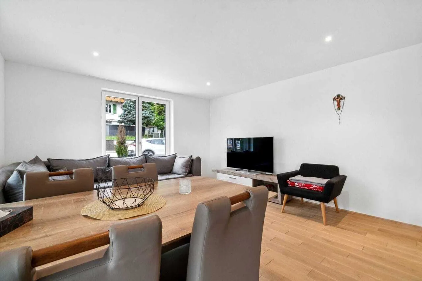 Incantevole maisonette di 4,5 stanze con giardino privato - Foto 2 di 13