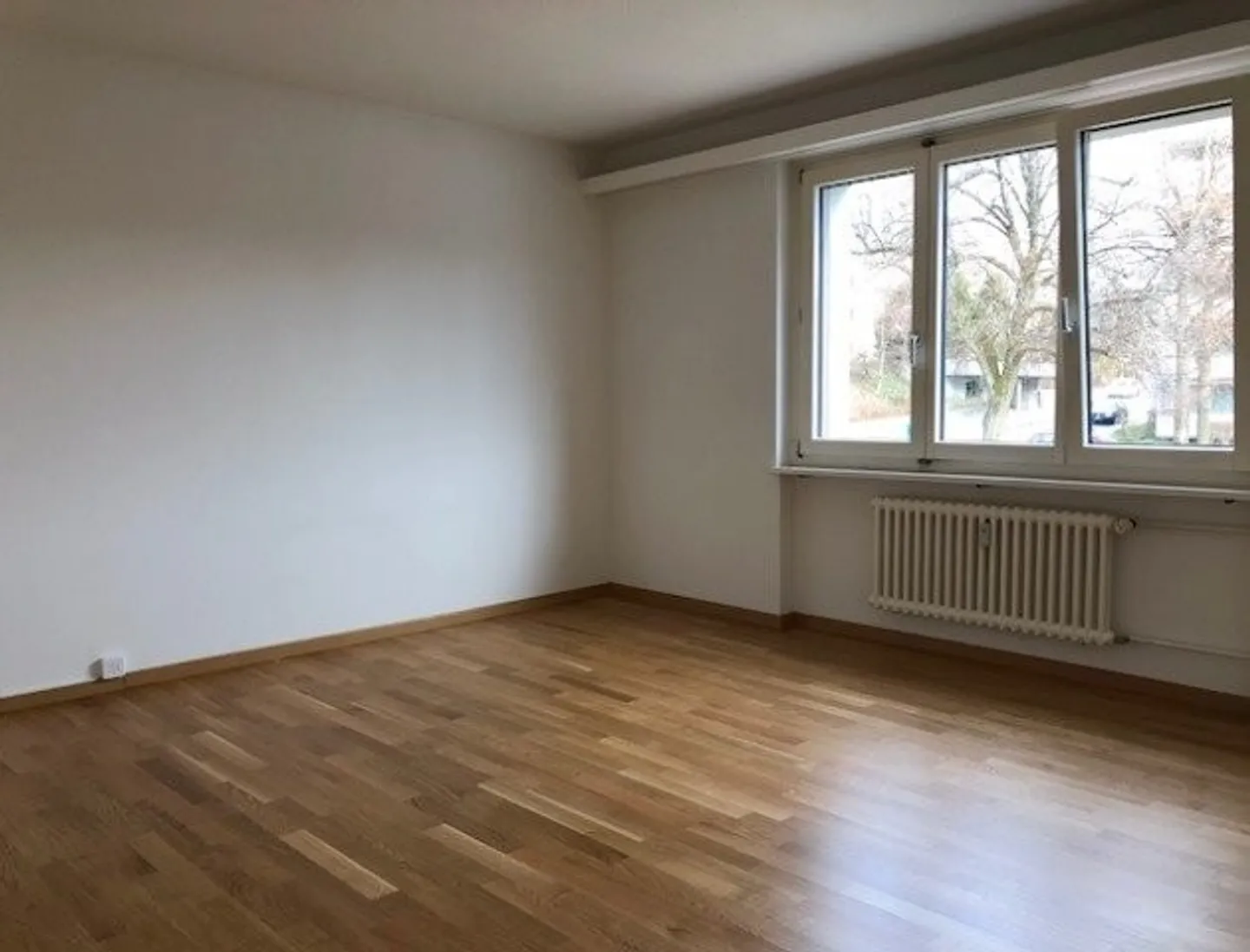 Appartement moderne 4.5 pièces - Photo 4 sur 7