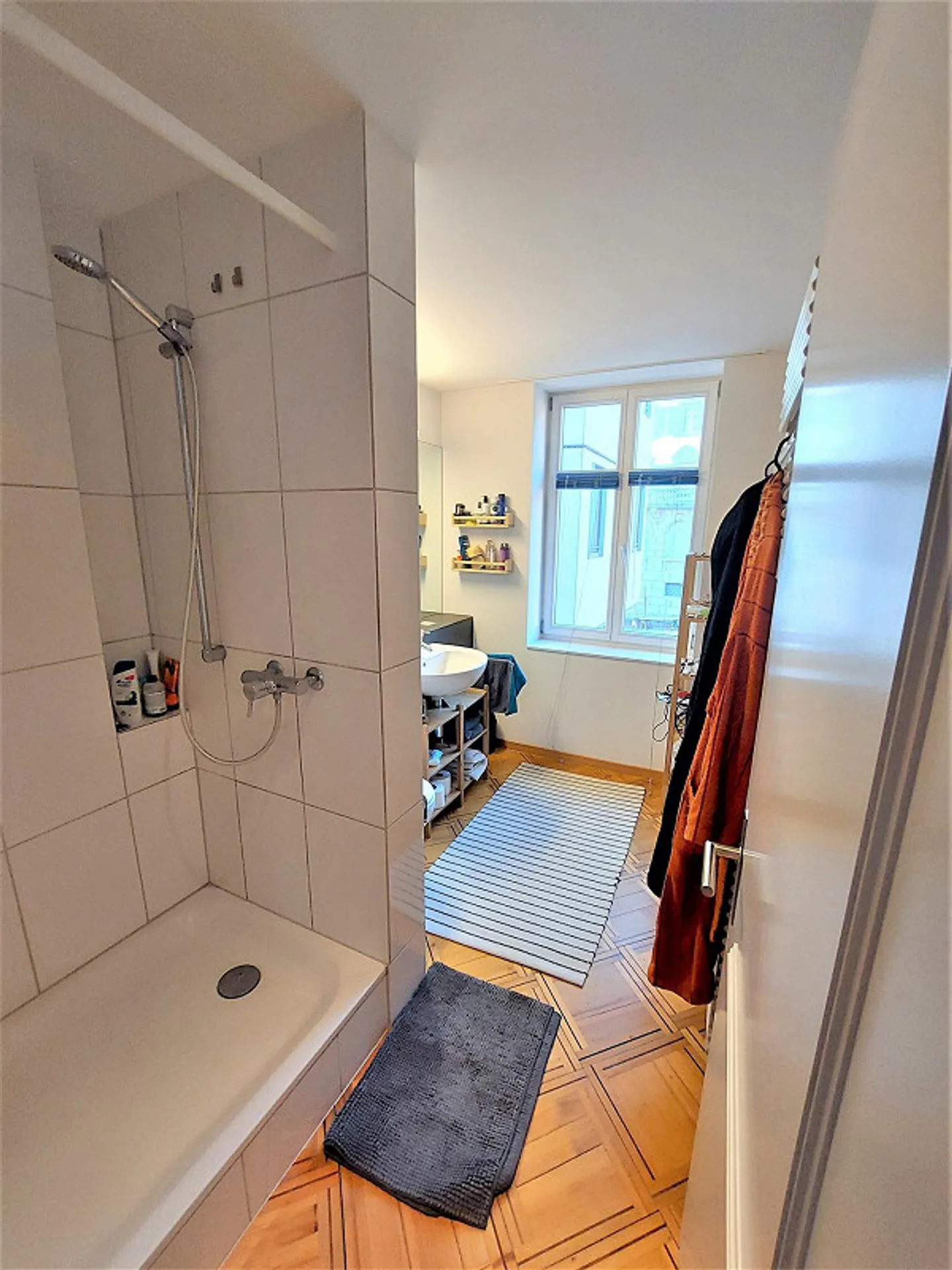 Central Living! - Photo 8 of 10