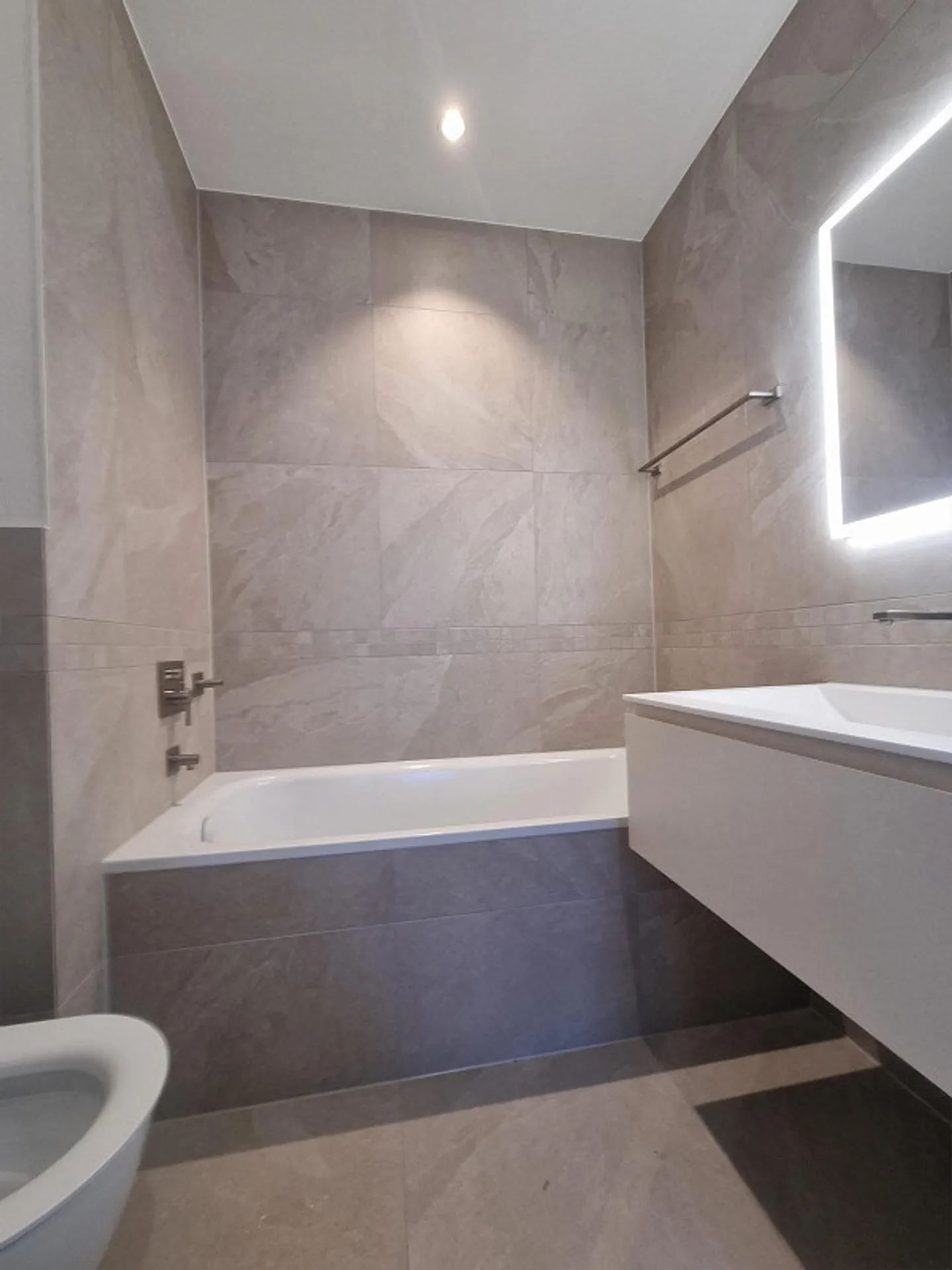 Casa unifamiliare a schiera di 4,5 stanze con vista lago - Foto 5 di 6