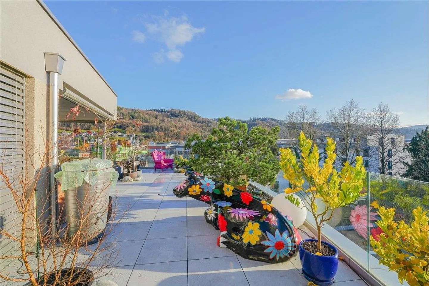 Living enjoyment of the extra class: Stylish 3.5-room penthouse apartment with a wonderful view - Photo 4 of 13