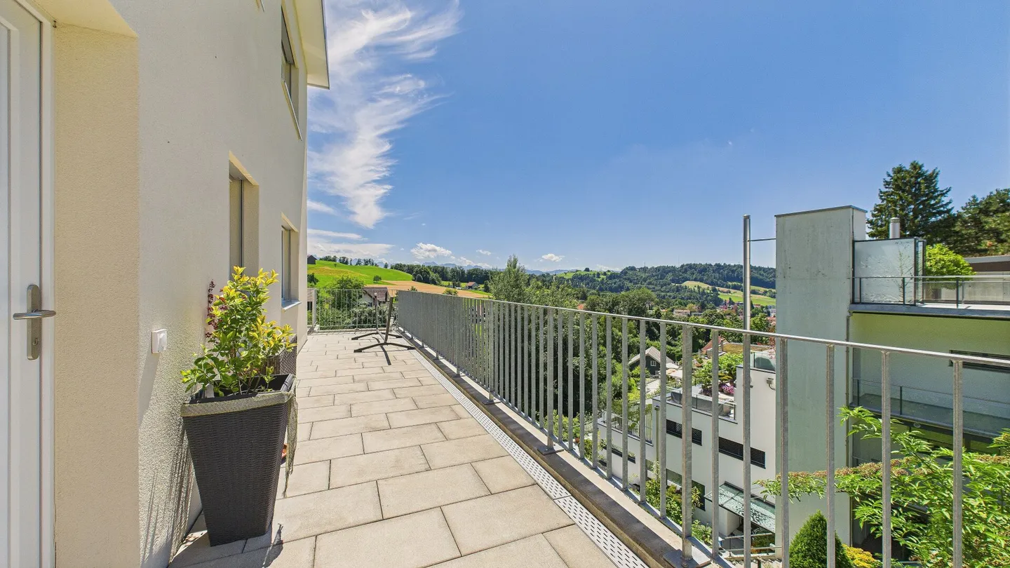 Appartamento esclusivo con terrazza e panorama mozzafiato - Foto 5 di 23