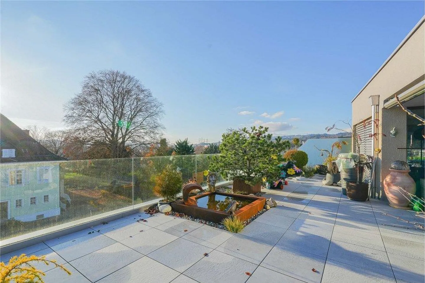 Living enjoyment of the extra class: Stylish 3.5-room penthouse apartment with a wonderful view - Photo 8 of 13