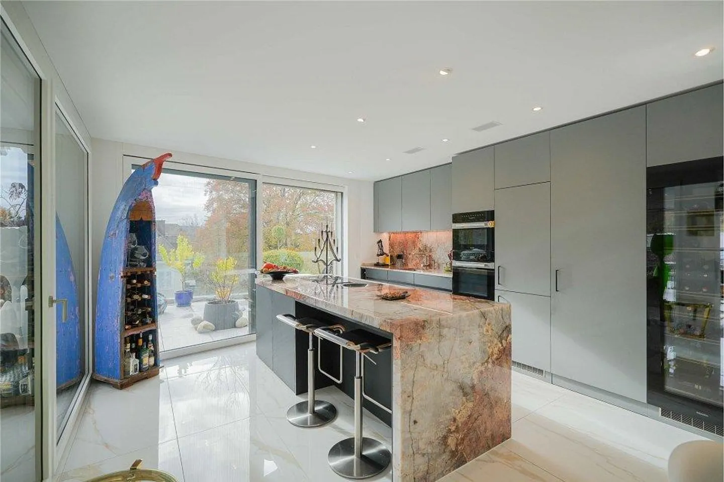 Living enjoyment of the extra class: Stylish 3.5-room penthouse apartment with a wonderful view - Photo 13 of 13