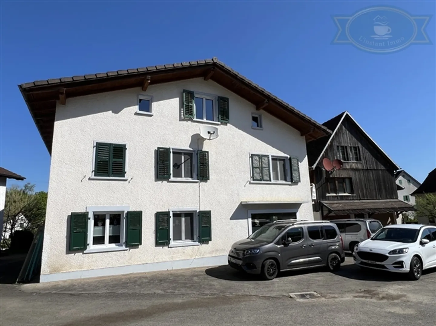 Renovated village house in a quiet location in Châtillon - Photo 11 of 11
