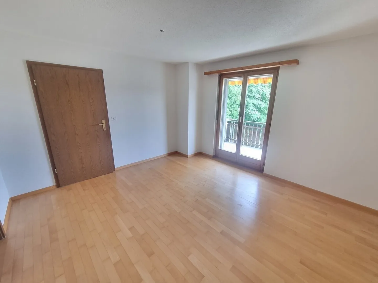 Duplex for rent - Photo 3 of 10