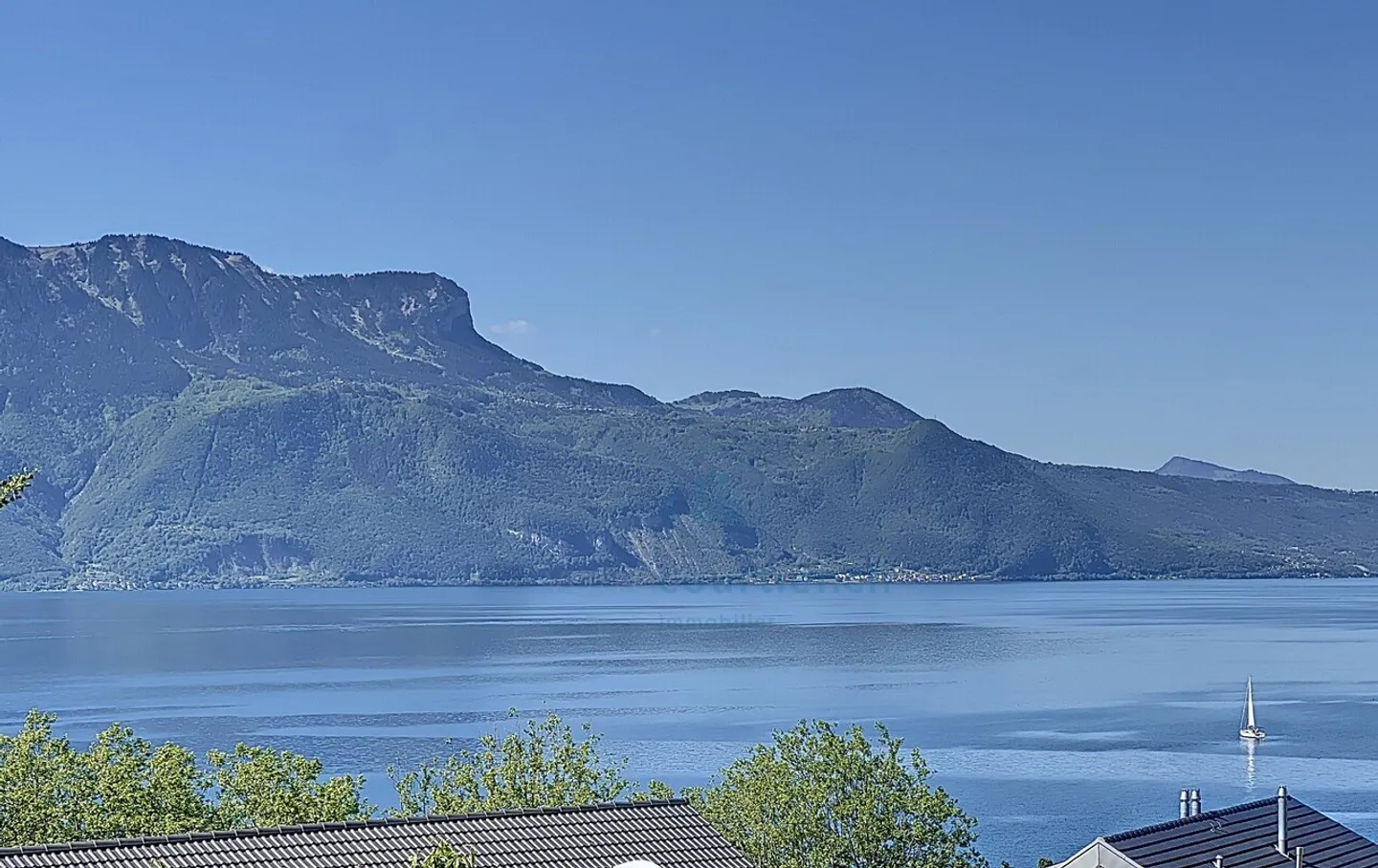 Near Vevey, new project of 3 villas with 5.5 rooms - Panoramic view - Photo 3 of 13