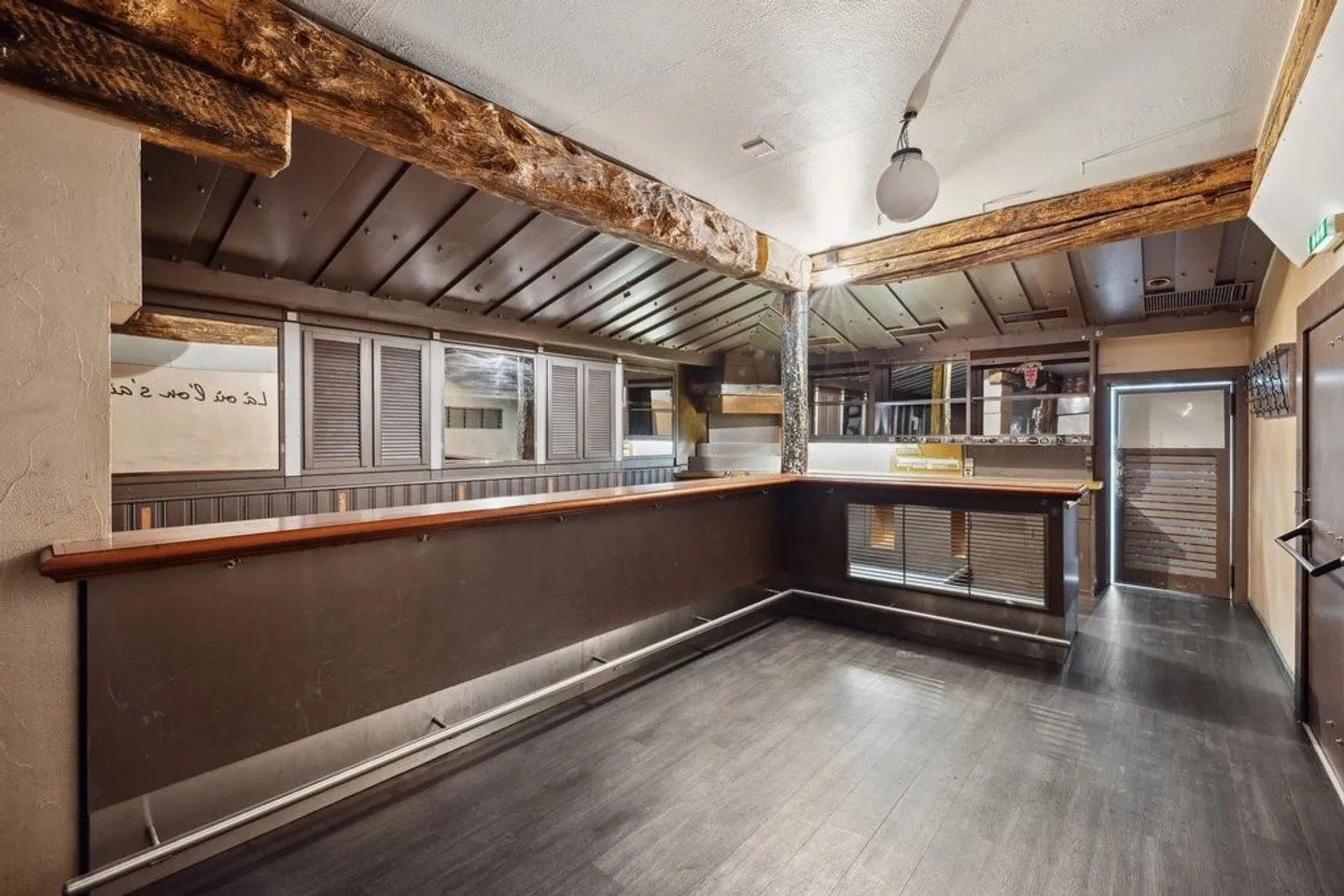 Bar/Disco zur Miete im Herzen von Sion - Foto 4 von 12