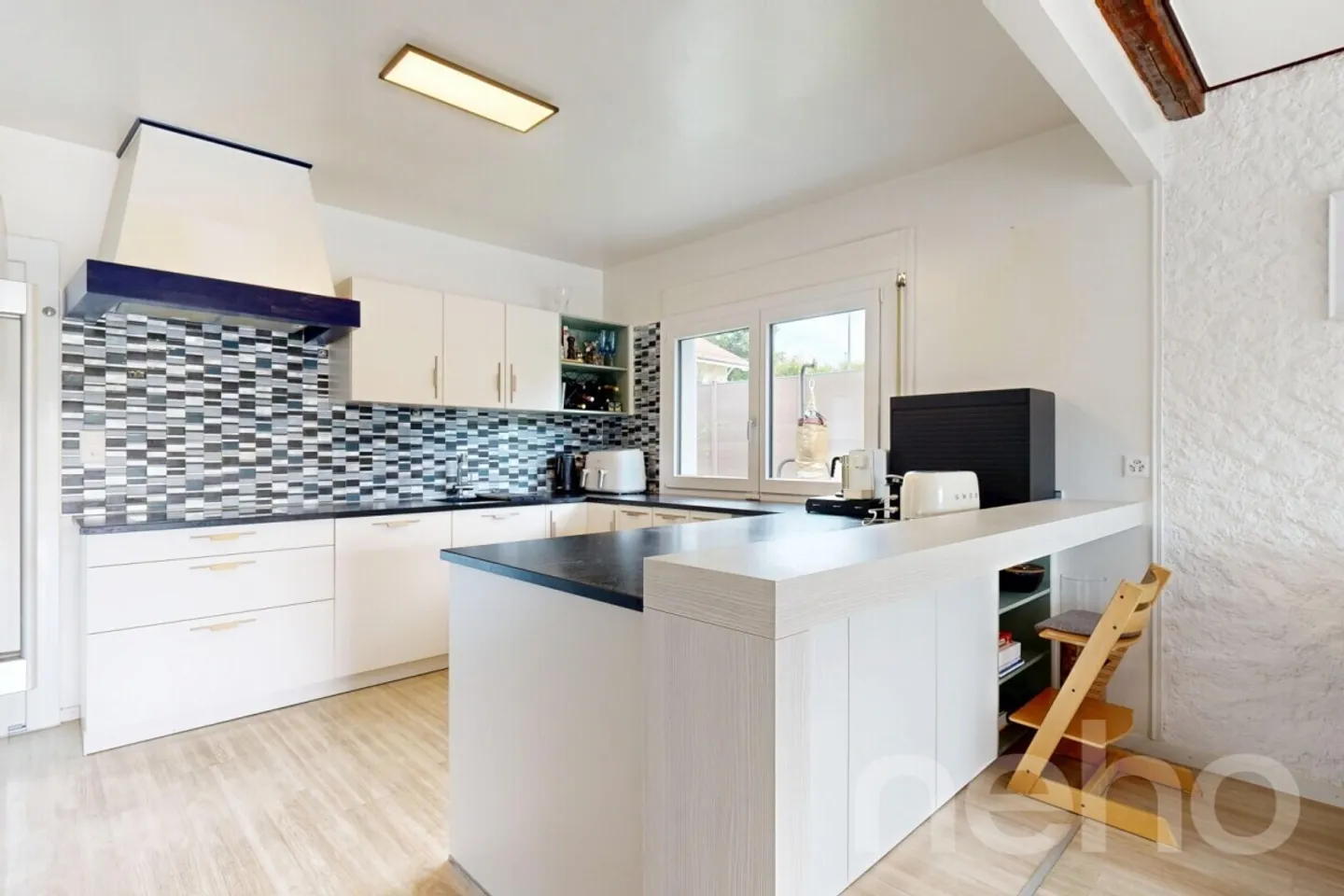 Spacious semi-detached house with 7.5 rooms in a peaceful environment - Photo 8 of 13