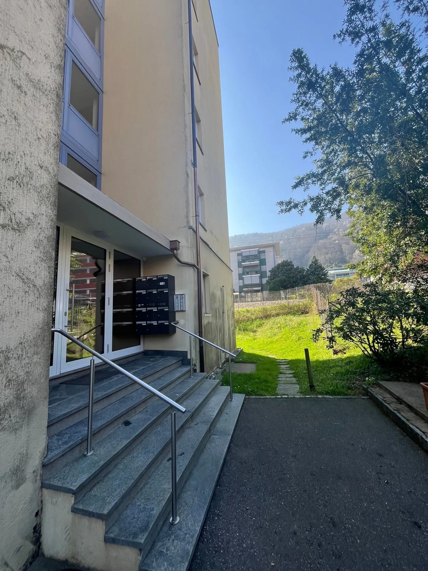 Appartement calme de 2,5 pièces à Agno / Résidence secondaire possible - Photo 8 sur 9