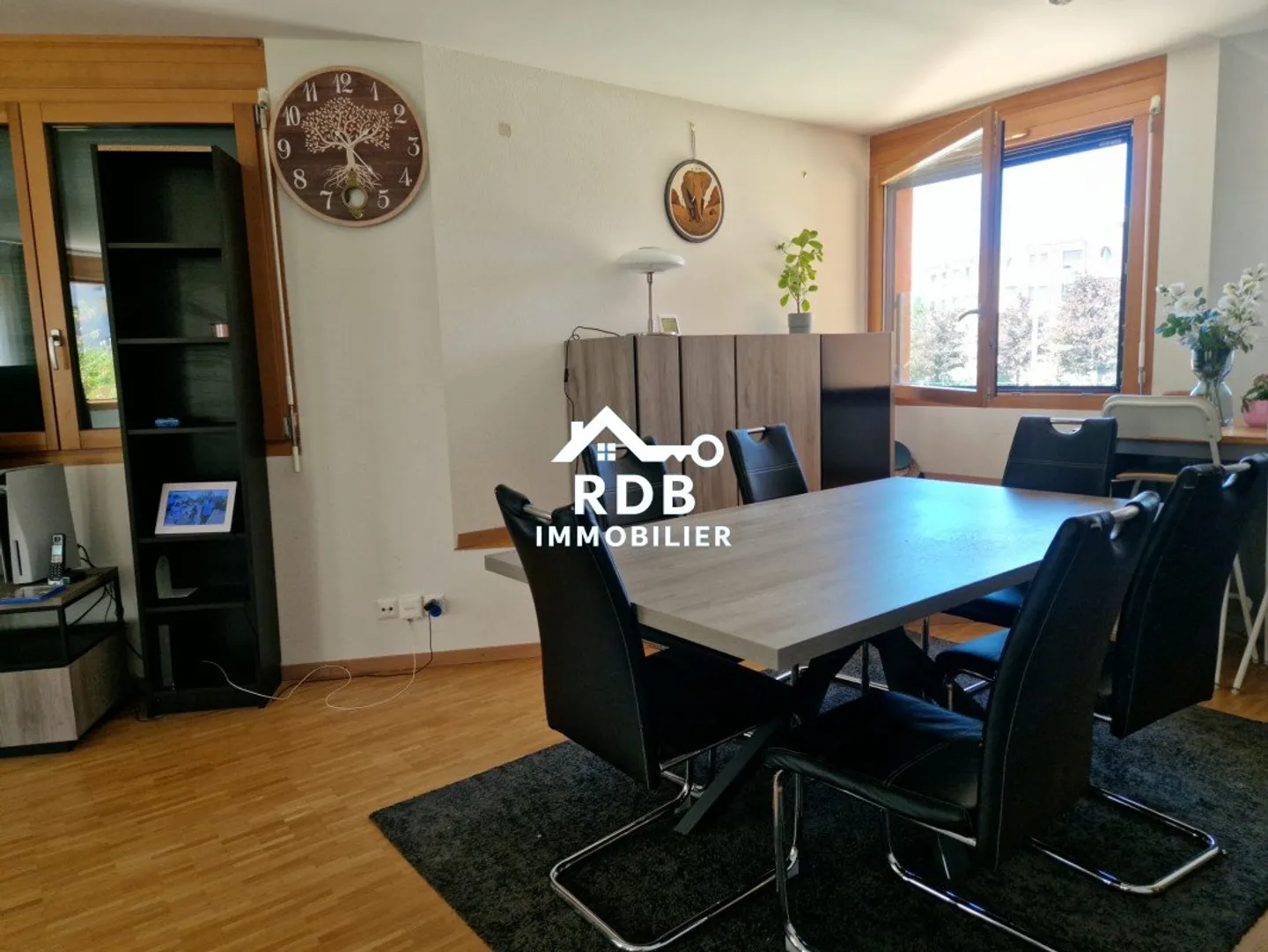 5-room apartment on the 1st floor located in Le Grand-Saconnex 1218 - Photo 2 of 10