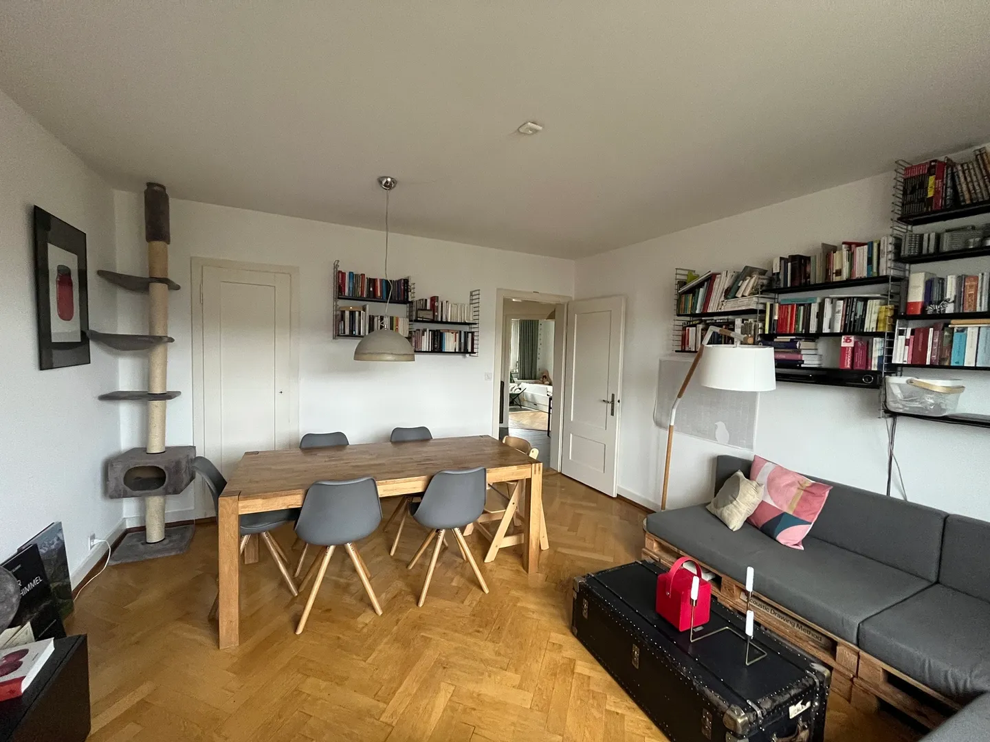 Apartment for rent - Photo 2 of 10