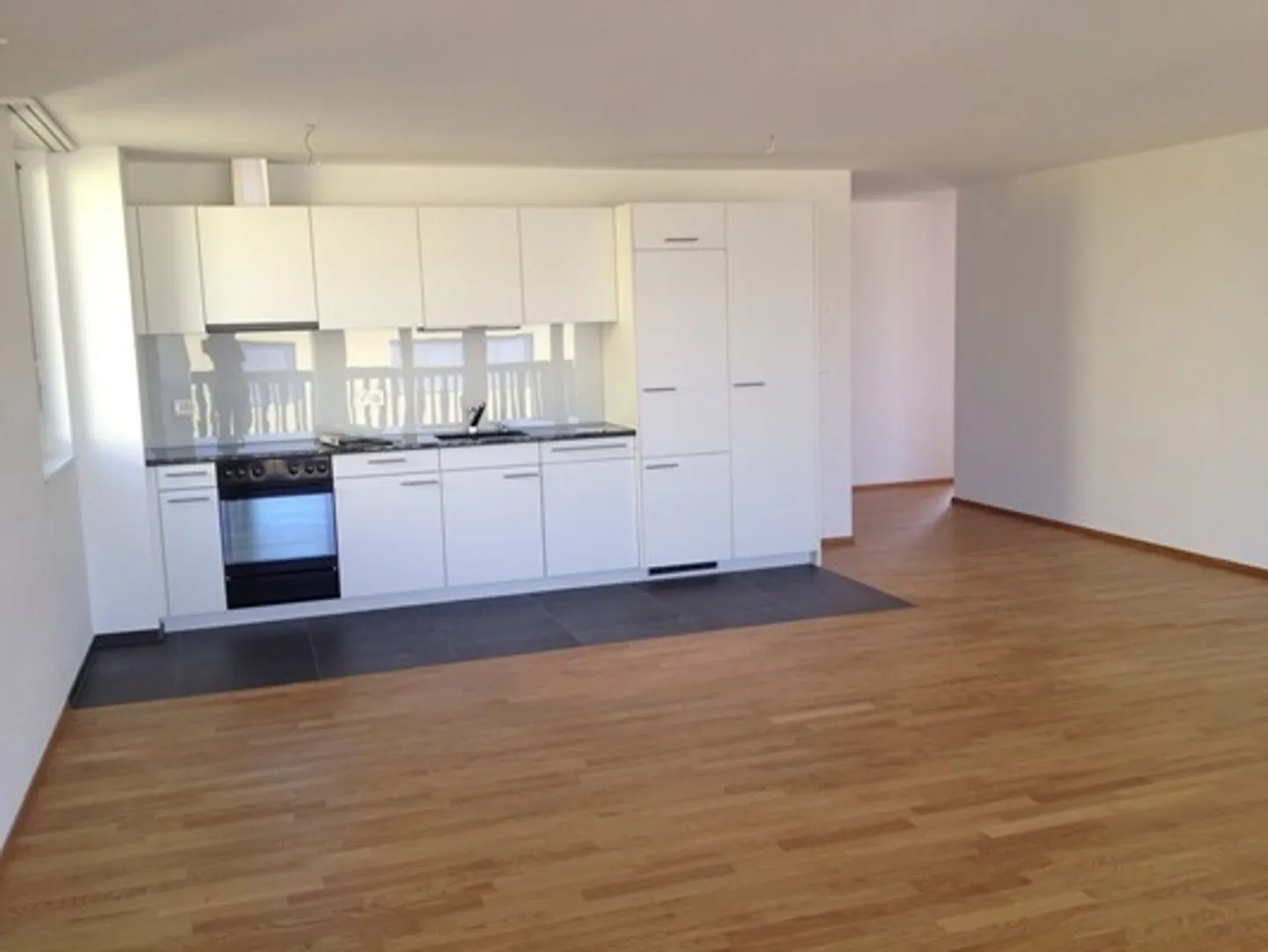 Appartamento moderno 3.5 locali - Affitto senza deposito - Foto 3 di 7