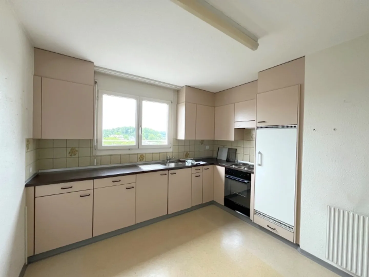 Appartement en attique dans le quartier de Herblingen - TEMPORAIRE jusqu'au 30.04.2026 - Photo 6 sur 11