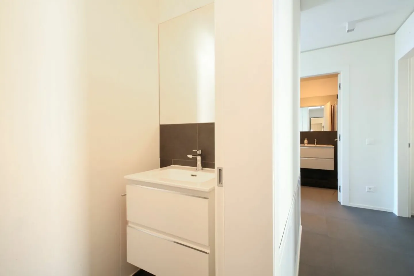 BIOGGIO - Modernes Apartment mit Aussicht - Foto 9 von 12