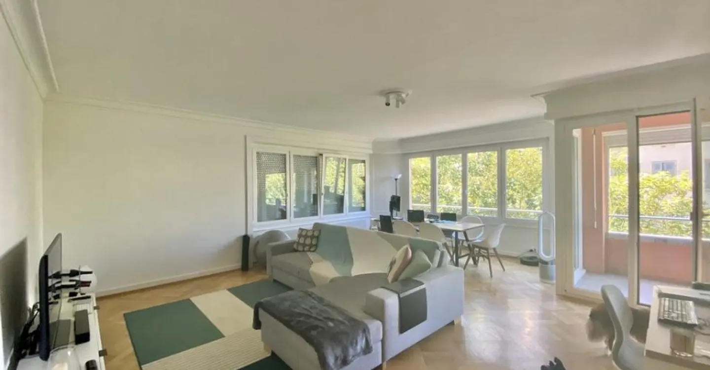 Splendid accommodation in the prestigious district of Champel - Photo 3 of 6