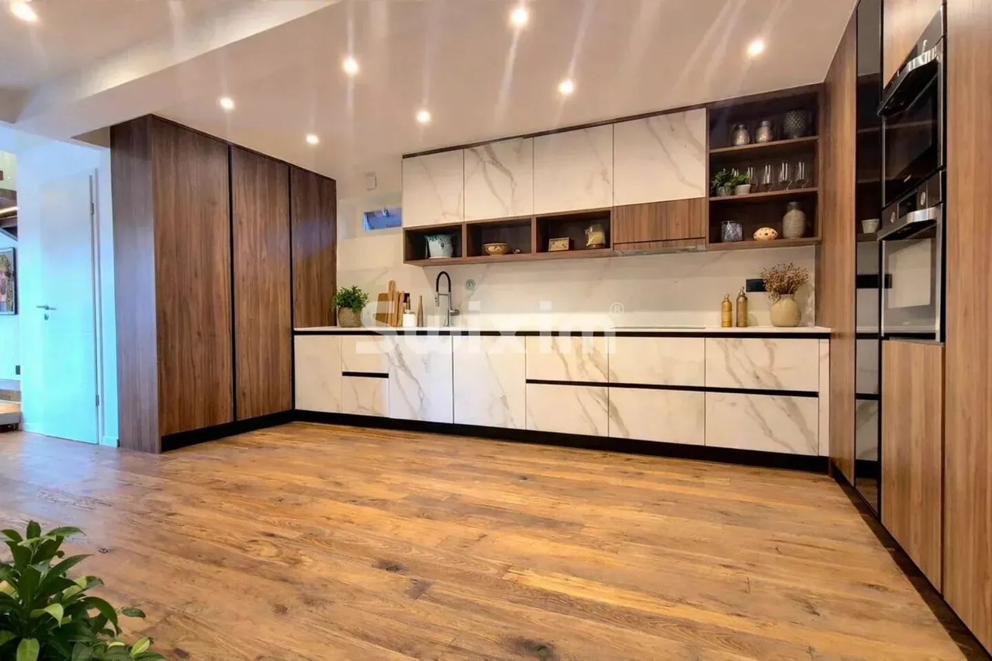 VILLA CONTEMPORANEA PROGETTATA DA UN ARCHITETTO NEL CUORE DI UNA CASA DI VILLAGGIO AUTENTICA - Foto 2 di 13