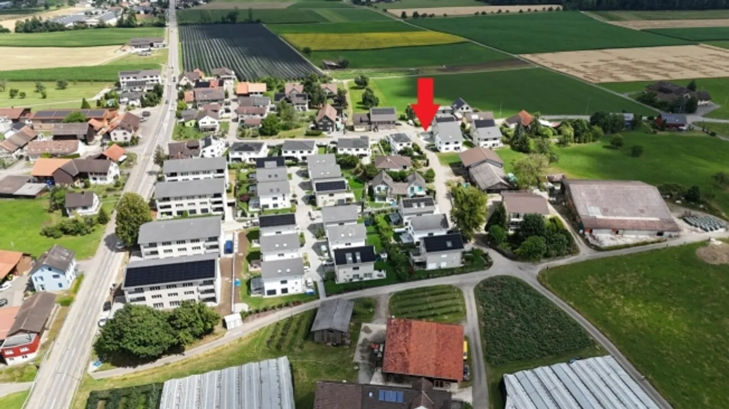 «Einstellhallenplatz zu vermieten» - Foto 1 von 4