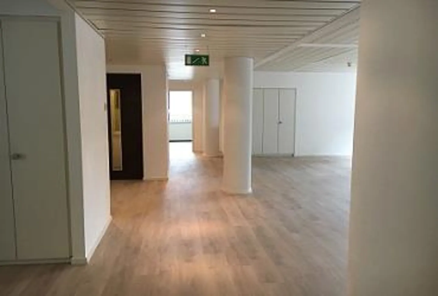 CHIASSO, PALAZZINA UFFICI A REDDITO - CHIASSO ZONA CORSO SAN GOTTARDO - Foto 22 di 22