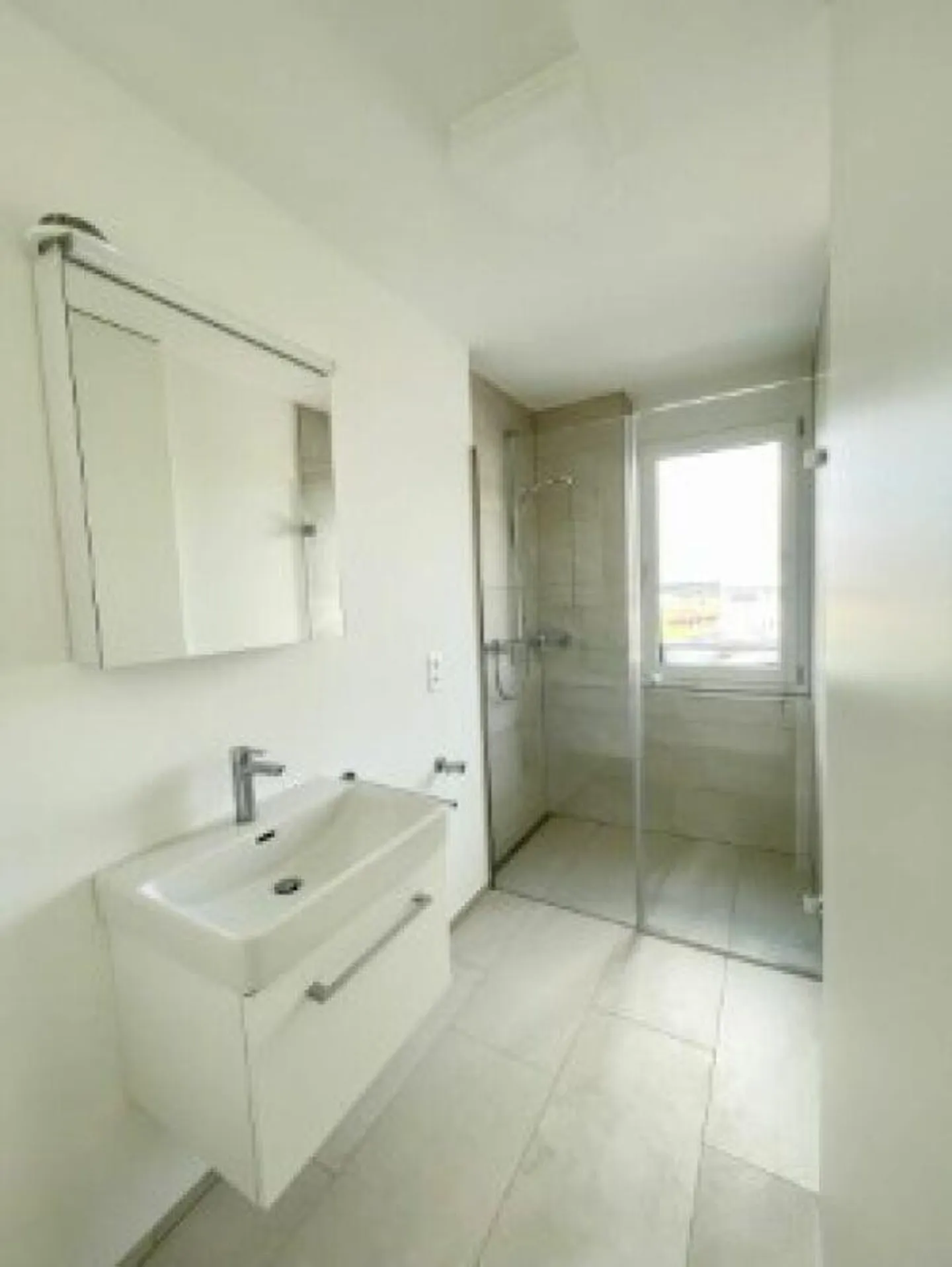 Modernes Apartment mit Loggia - Foto 4 von 6