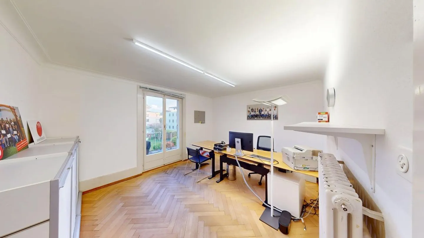 Vielseitiges Geschäftshaus - Foto 10 von 20