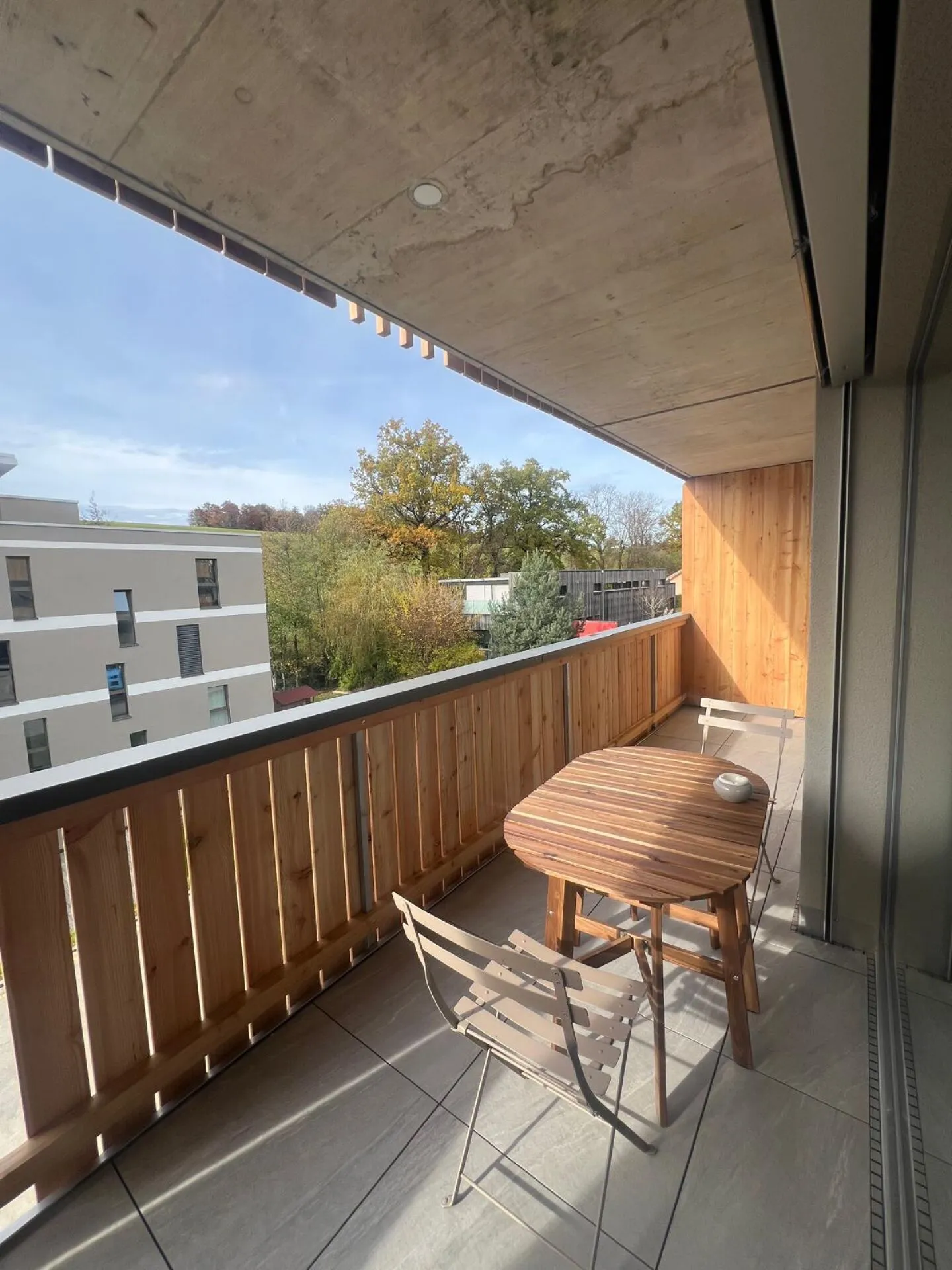 Magnificent individual rooms with private shower and dressing room - Photo 3 of 12