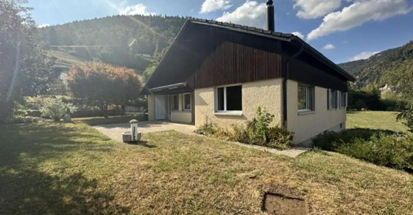 Fleurier - NE - Individual Villa in Fleurier - Photo 6 of 12