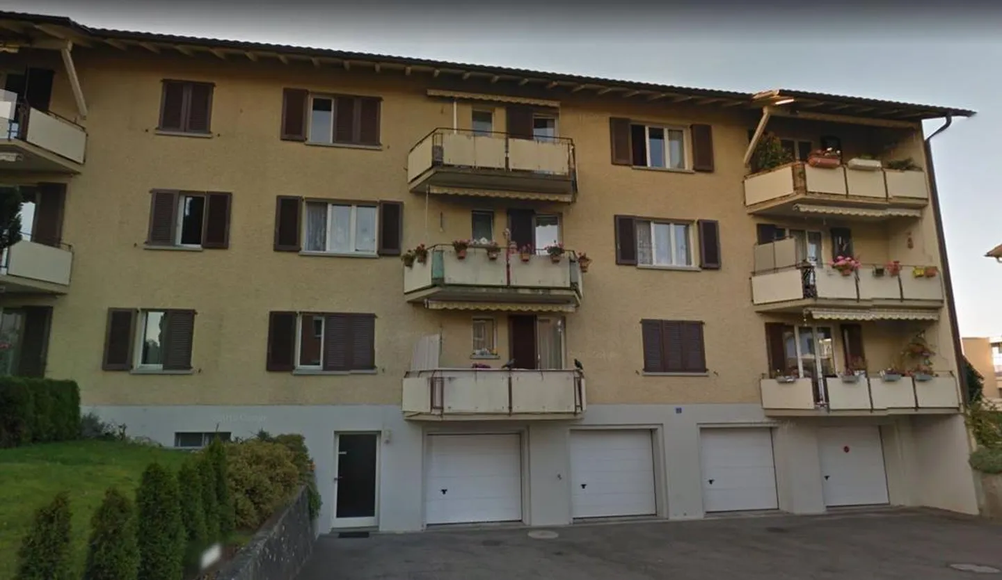 Appartement familial dans un emplacement calme - Photo 1 sur 7