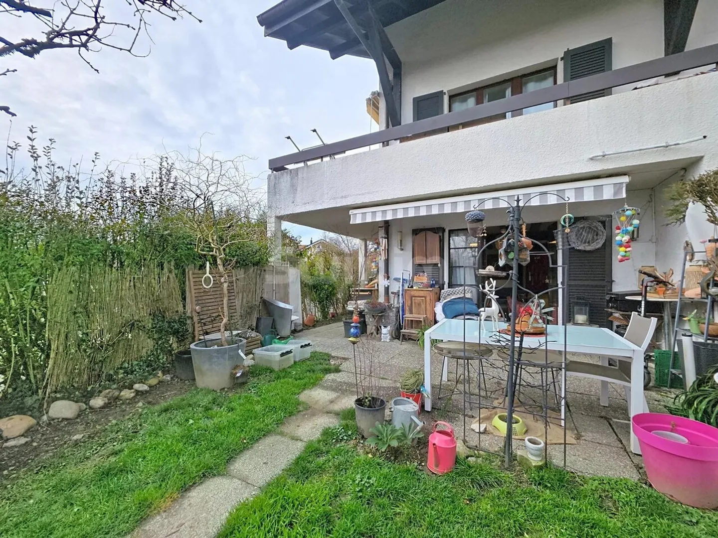 Piano giardino 2 camere 90 m² Chavannes des Bois Terre Sainte - Foto 7 di 7