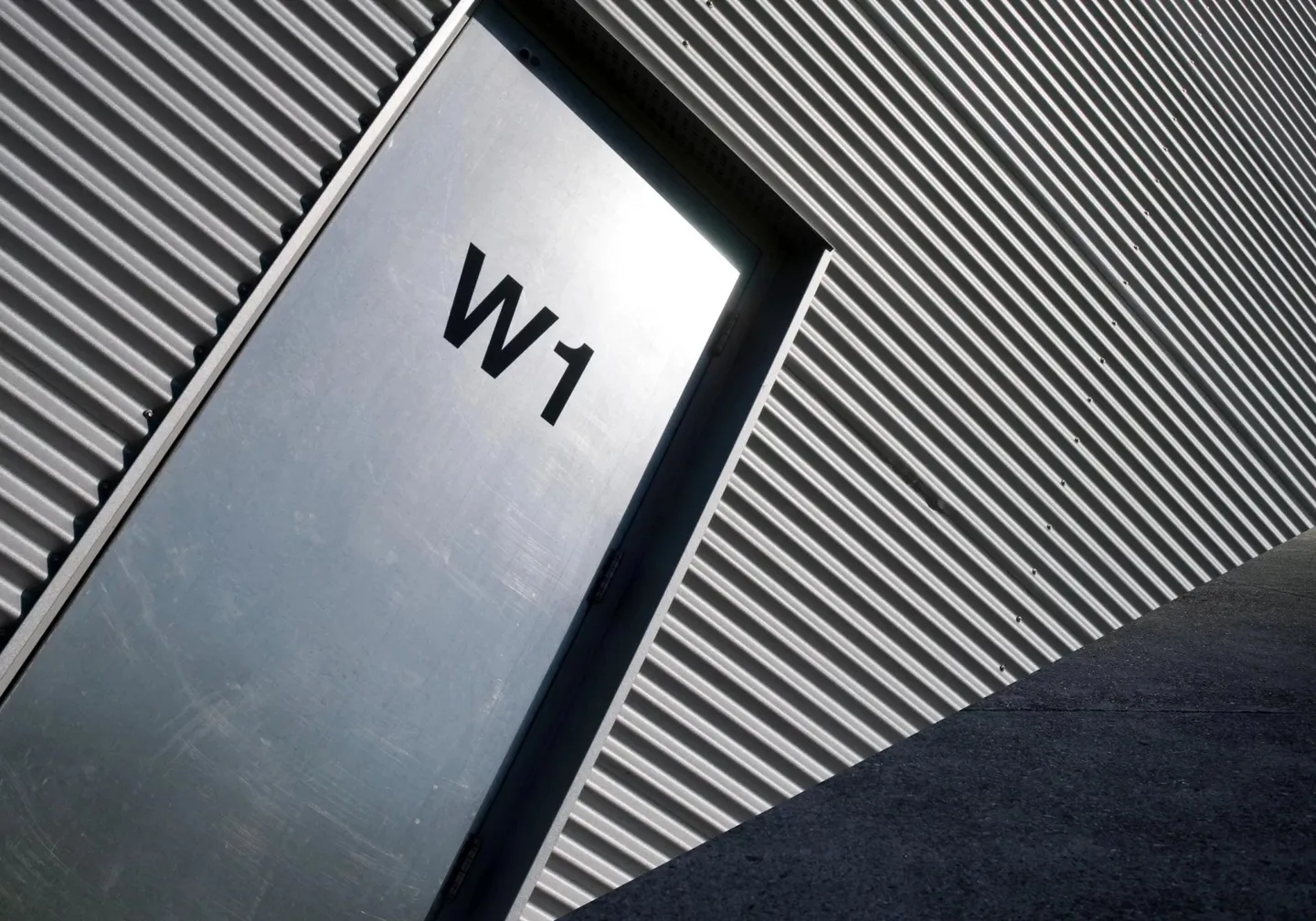 Mischgenutztes Gebäude mieten - Foto 1 von 1