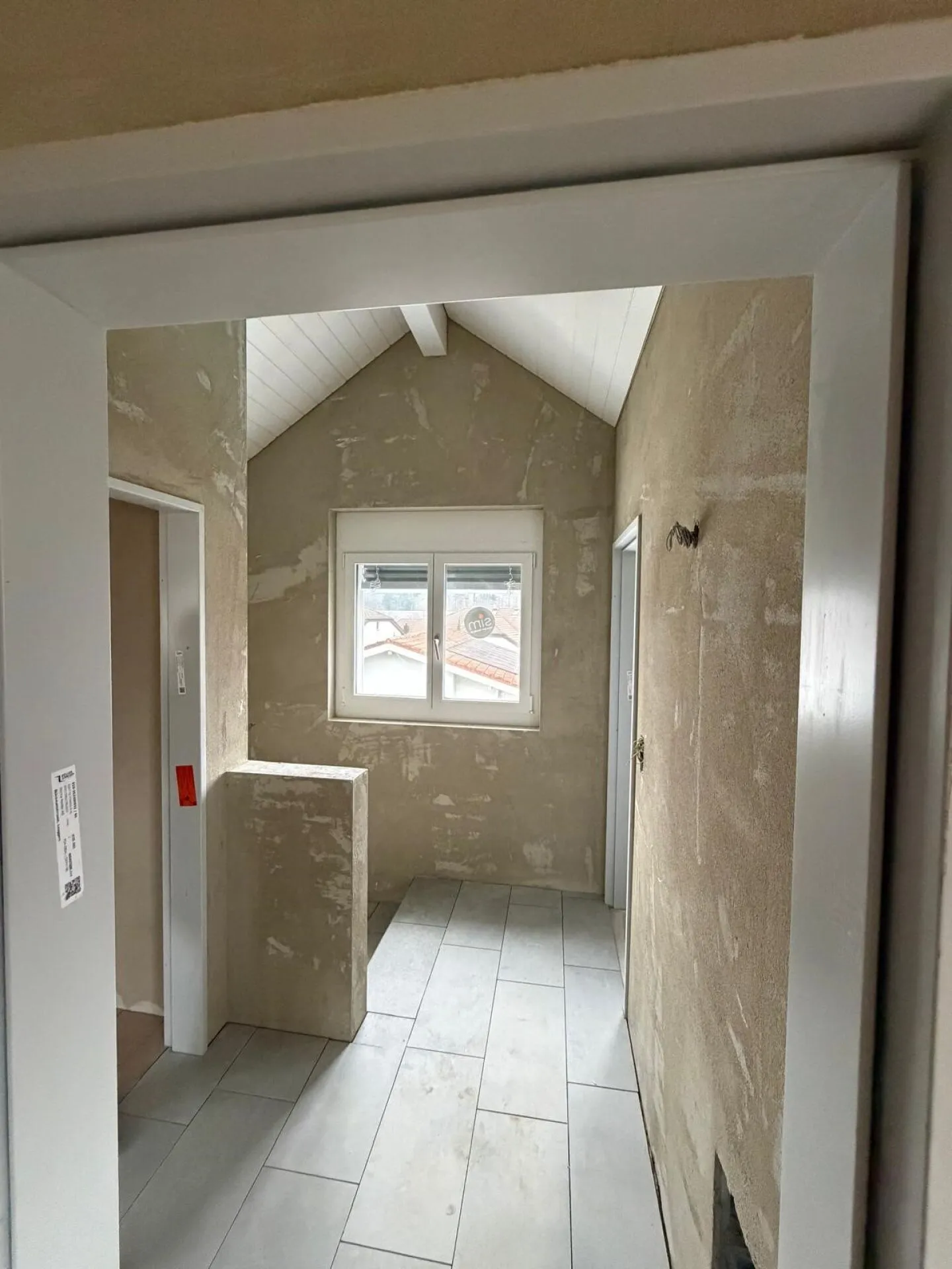 Neubau-Doppeleinfamilienhaus mit gehobener Ausstattung und viel Platz. - Foto 8 von 13