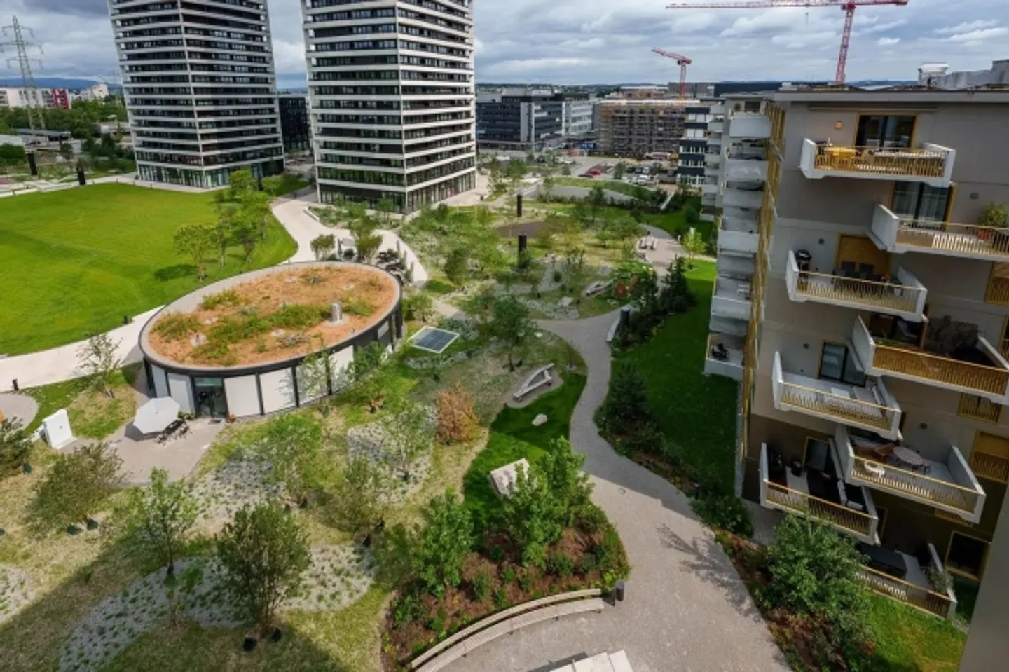 Bureau à louer - Photo 1 sur 11