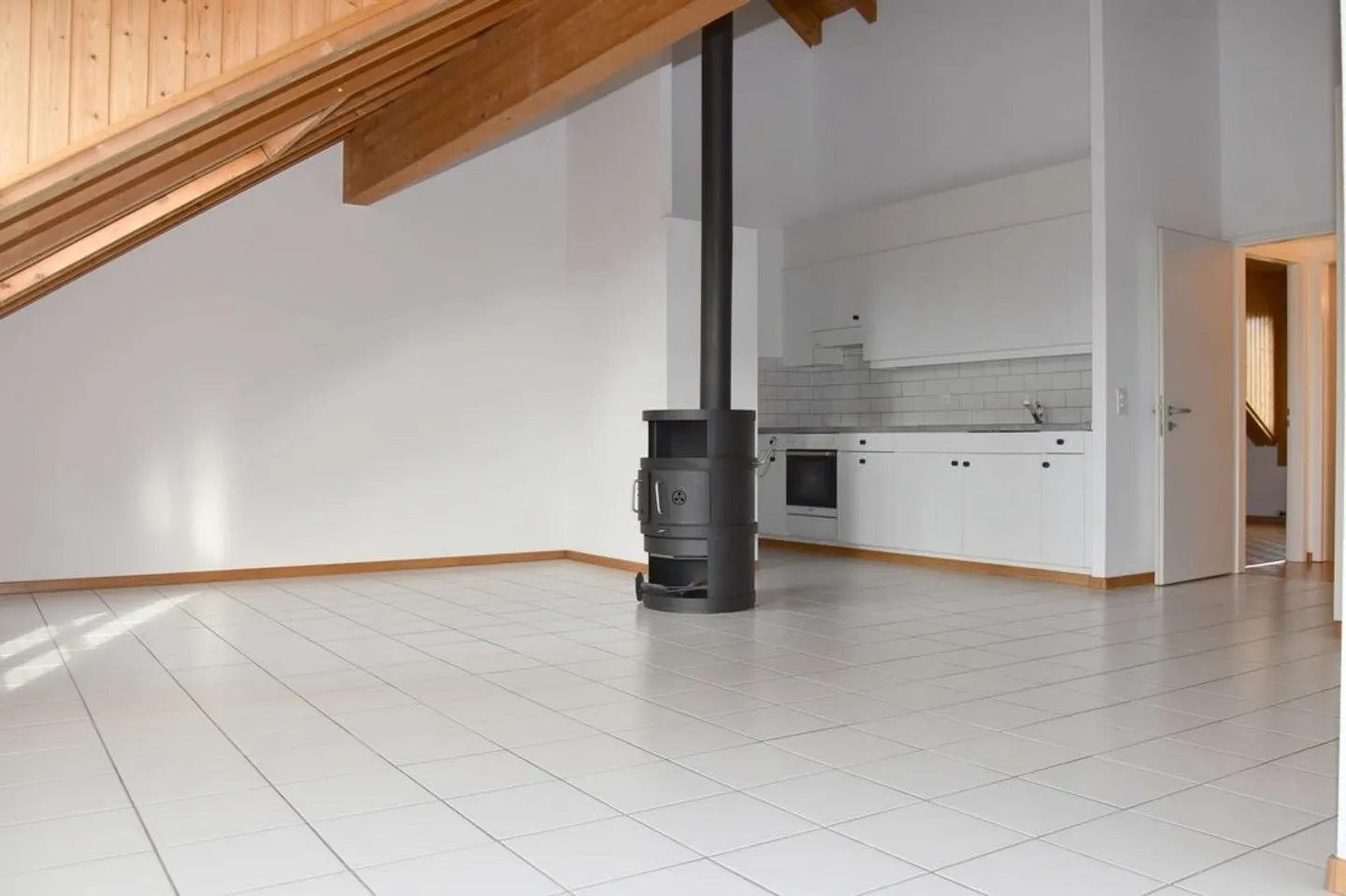 Accogliente appartamento di 2 stanze di 72 m2 con carattere - Foto 3 di 6
