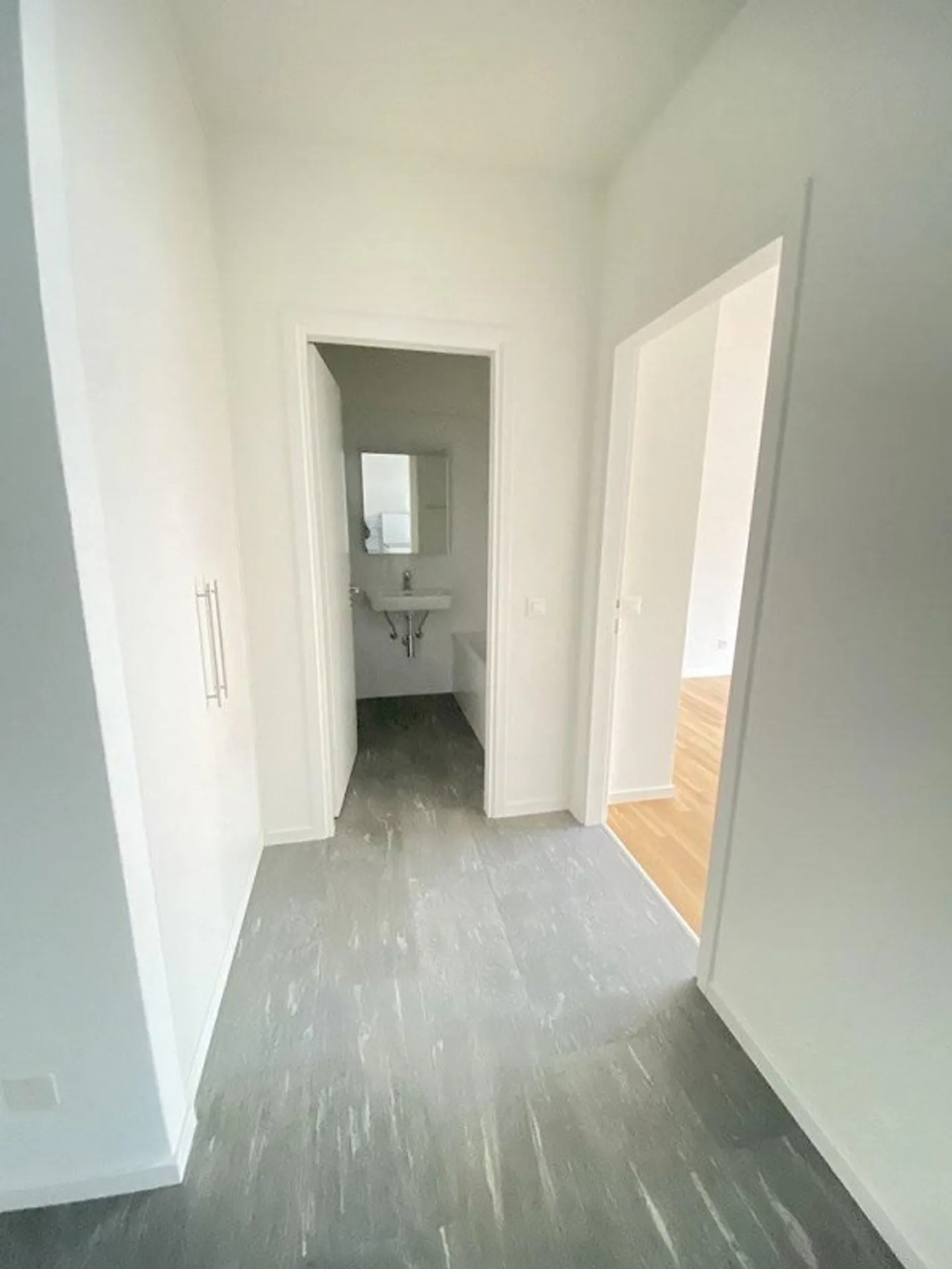 Modernes Apartment in Chiasso - Foto 4 von 8