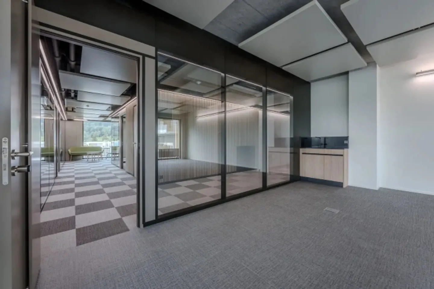 Bureau à louer - Photo 6 sur 11