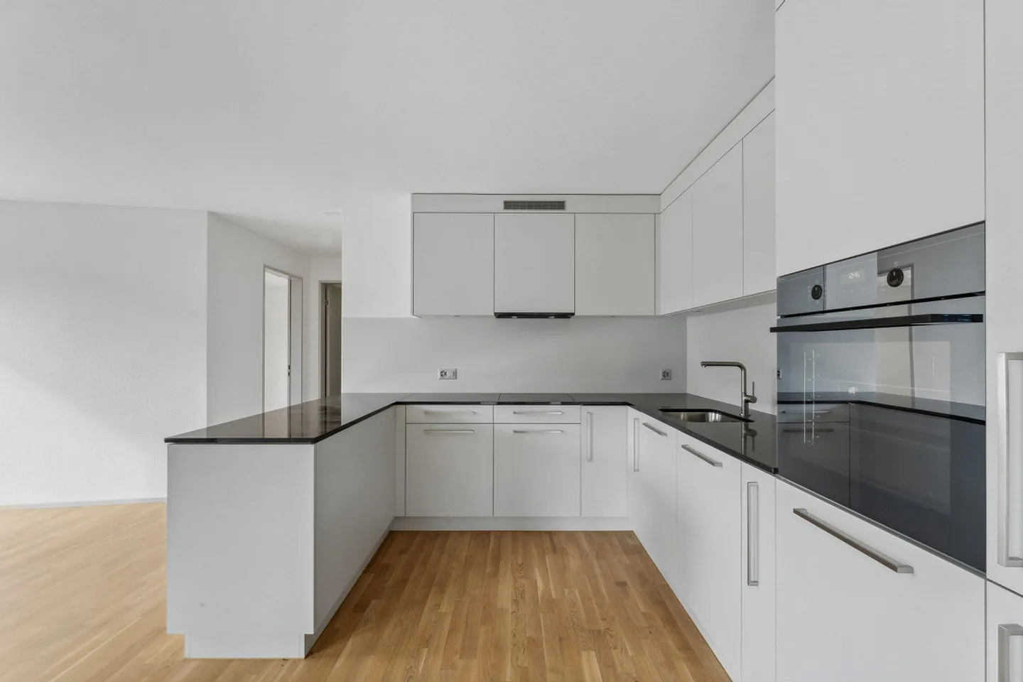 Modernes Apartment mit Loggia - Foto 4 von 11