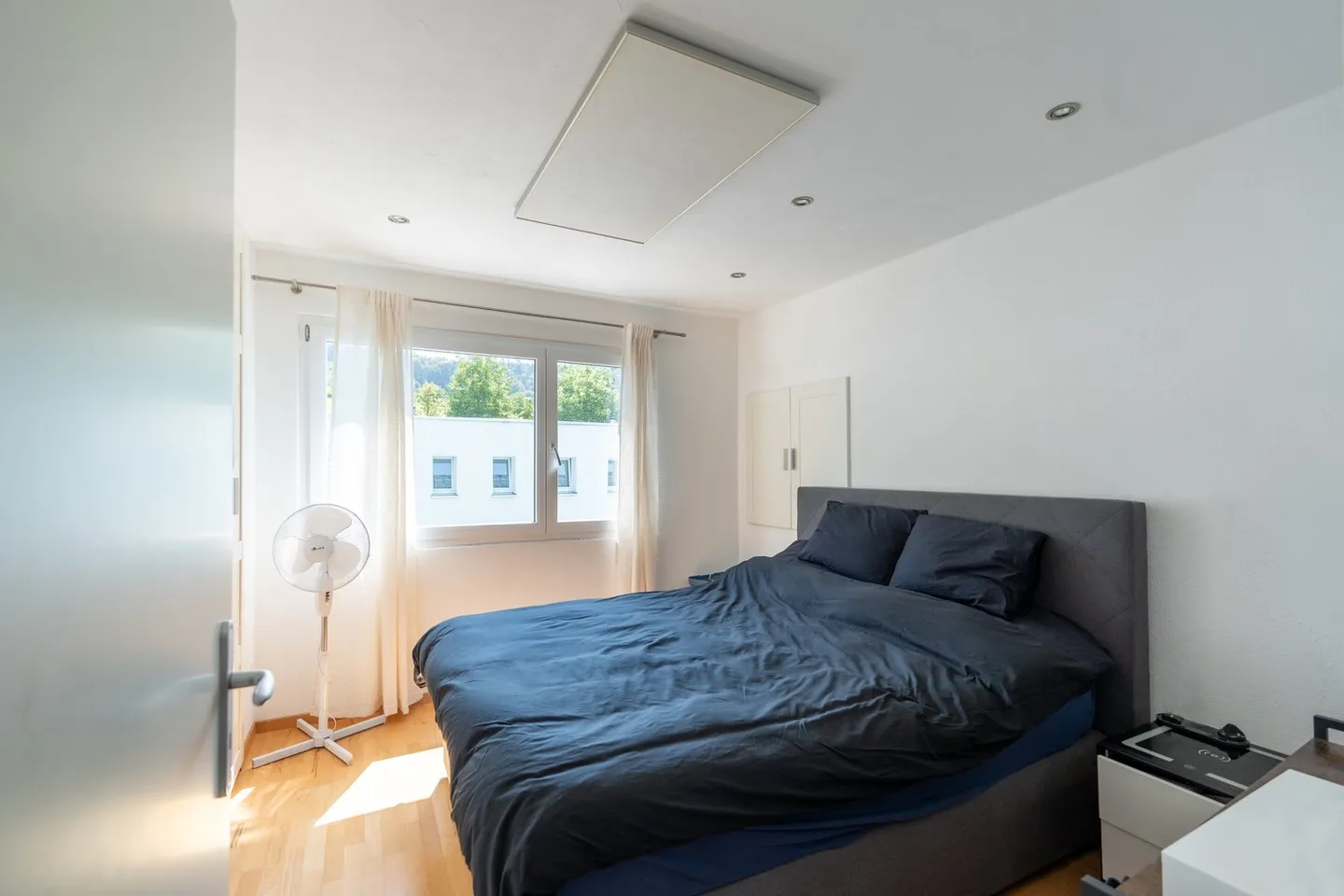 Propriété d'investissement attrayante : Maison multifamiliale bien entretenue à Safenwil - Photo 4 sur 11