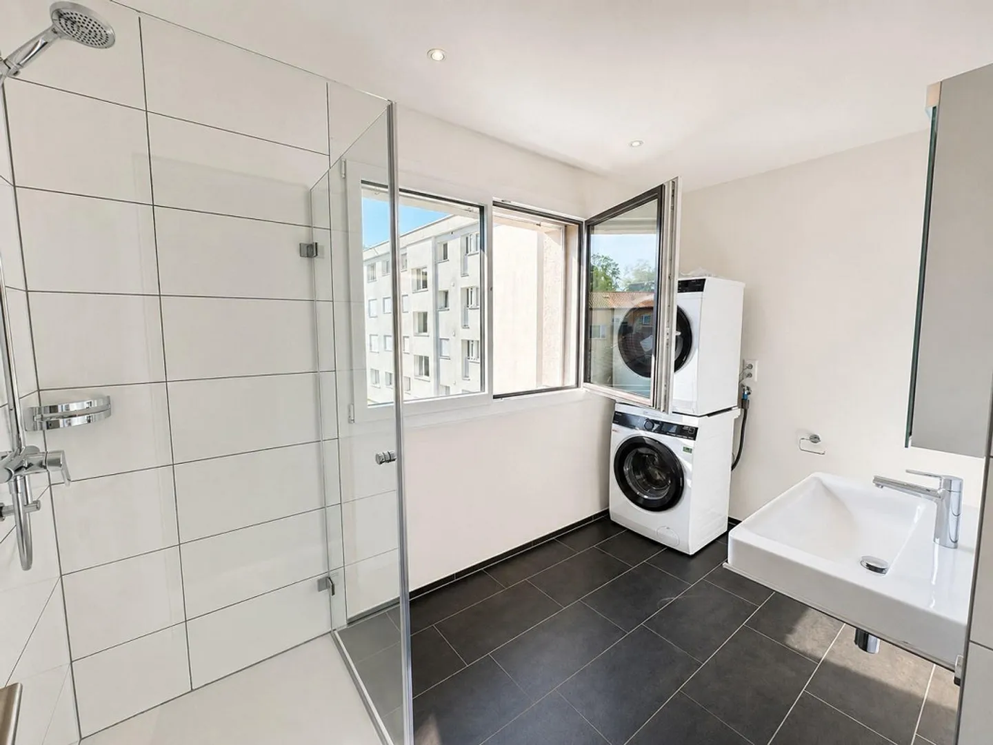 Première location : Appartement attique exclusif de 4,5 pièces à Goldau - Photo 10 sur 13